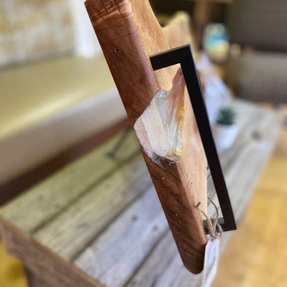 Maple live edge charcuterie cheese serving board - Picture 7 of 9